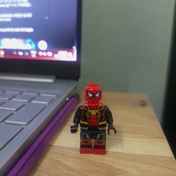 Lego spiderman no way home  69751