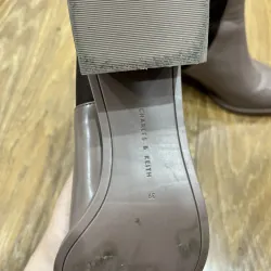 Bốt Charles & Keith size 39 hàng chính hãng tình trạng mới 90%  976700