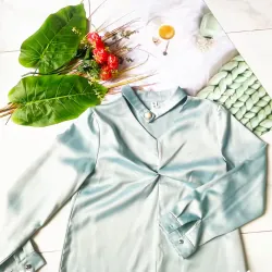 Áo lụa màu ngọc bích