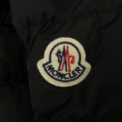 Áo khoác lông vũ MONCLER 640706