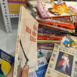 Khi nhà văn khóc 568787