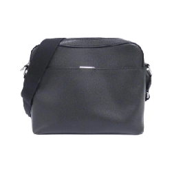 Túi đeo chéo Louis Vuitton Taiga Anton PM M33427 - Hàng hiệu Chính hãng