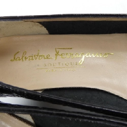 【Cổ điển】Salvatore Ferragamo SALVATORE FERRAGAMO VARA Giày 659573