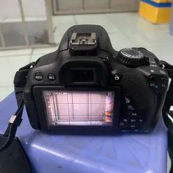 Máy ảnh Canon EOS 650D 18MP với ống kính 50mm f/1.8 779283