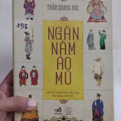 Ngàn năm áo mũ