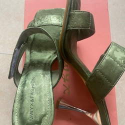 Giày Sandal cao gót 524950
