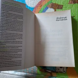 Đừng Bao Giờ Đi Ăn Một Mình 994071