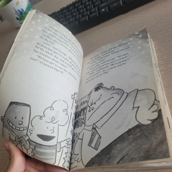 Captain Underpants and the Attack of the Talking Toilets Dav Pilkey 531316