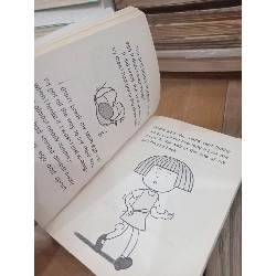 Daisy and the trouble with sports day - Kes Gray