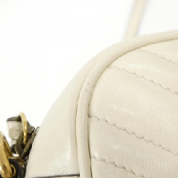 Túi đeo vai GG MARMONT 447632 DTD1T của Gucci 608536