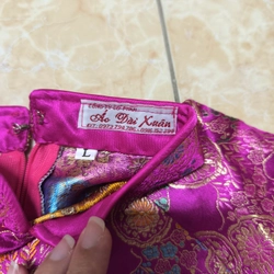 áo dài gấm hoạ tiết đồng tiền màu hồng sen 528957