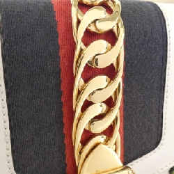 Túi xách Gucci Sylvie 421882 D4ZQG - Hàng hiệu Chính hãng 765239