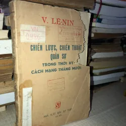 Chiến lược, chiến thuật quân sự trong thời kỳ cách mạng tháng mười 