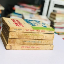 BỘ 4 TẬP CUỐN THEO CHIỀU GIÓ 445314