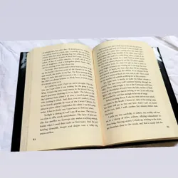 The Hunger Games - Suzanne Collins (bìa cứng) 732632