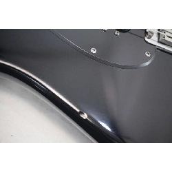 ＦＥＮＤＥＲ ＦＳＲ ＮＯＮＥ ＭＯＲＥ ＢＬＡＣＫ ＳＴＲＡＴ - Hàng hiệu Authentic 884446