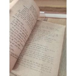 Nghĩ về thơ Hồ Xuân Hương - Lê Trí Viễn 525610