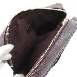 Túi xách tay Louis Vuitton Taiga Karga M30816 - Hàng hiệu Authentic 763934