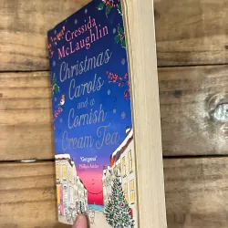 Christmas Carols and a Cornish Cream Tea - Cressida McLaughlin 752898