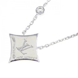 Dây chuyền Louis Vuitton Pandantif Star Blossom - Hàng hiệu Chính hãng 842572