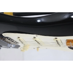 ＦＥＮＤＥＲ ５７ ＳＴＲＡＴＯＣＡＳＴＥＲ - Hàng hiệu Authentic 879329
