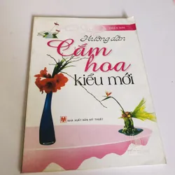 NGHỆ THUẬT CẮM HOA KIỂU MỚI