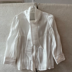 Áo trắng công sở sơ mi lụa size S 327094