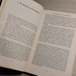 Karl Marx and Friedrich Engels - The Communist Manifesto 1010137