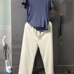 Bộ trang phục mang phong cách thoải mái, năng động