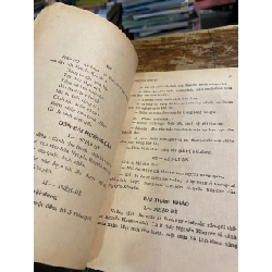 Luận đề Nguyễn Khuyến - Minh Văn và Xuân Tước 1001876