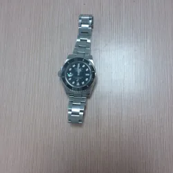 Đồng hồ thể thao nam dây kim loại màu bạc mặt đen 754954