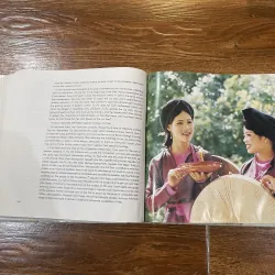 Sketches For A Portrait Of Vietnamese Culture - Hữu Ngọc (B) 937486