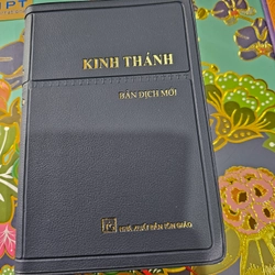 Kinh thánh bản dịch mới (mới 100%, bìa da,  khổ 11 x 17 cm)