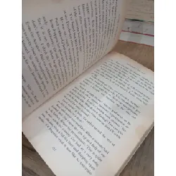 House wife on top - Alison Penton Harper 706926