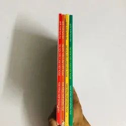 BỘ 4 TẬP TRUYỆN TIẾU LÂM VIỆT NAM - NXB: 2012 601914