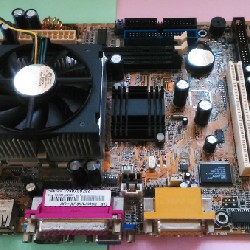 Mainboard ASUS TUSI-M REV.1.04 16978