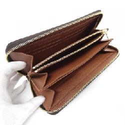 Ví Louis Vuitton Monogram Zippy M42616 620424