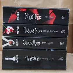 Bộ 4q Chạng vạng - Trăng non - Nhật thực - Hừng đông (nữ nhà văn Stephanie Meyer) 703817