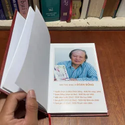 [Sách Bìa Cứng] - II Thơ: Bắt Đầu Từ Đôi Mắt - Đoàn Bổng - 2023 927716