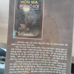 cuốn sách Hồn Ma Không Cô Đơn thuộc bộ truyện Chuyện Không Kể Lúc Nửa Đêm 1032099