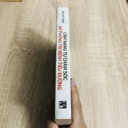 CẨM NANG TỰ CHĂM SÓC VÀ PHÒNG TRỊ BỆNH TIỂU ĐƯỜNG  1017611