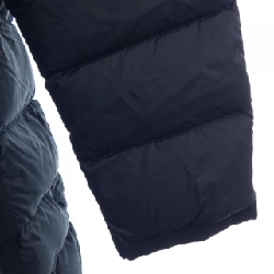 Áo khoác lông vũ MONCLER 642170