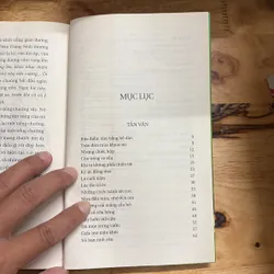 II Tản Văn Và Truyện Ngắn: Hãy Tìm Tôi Giữa Cánh Đồng - Đặng Nguyễn Đông Vy - 2012 698021
