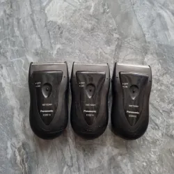 Máy cạo râu Panasonic dùng bin  tiểu AA