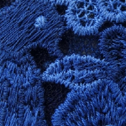 Áo thun VALENTINO - Hàng hiệu Authentic 826785