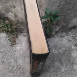 Tuần đêm của Sergei Lukyanenko 1003417