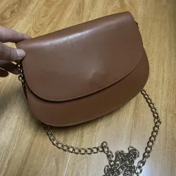 Túi nữ size 23*16*7 da mộc phom bầu 2hand