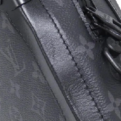 Túi đeo vai Louis Vuitton Monogram Eclipse Soft Trunk M44730 - Hàng hiệu Chính hãng 768397