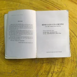 BÌNH LUẬN VĂN CHƯƠNG VĂN HỌC TRONG NHÀ TRƯỜNG 991385