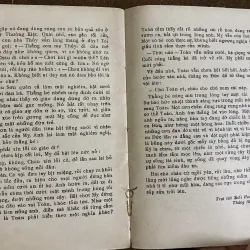 Người và xe chạy dưới ánh trăng- Hồ Anh Thái 1025538